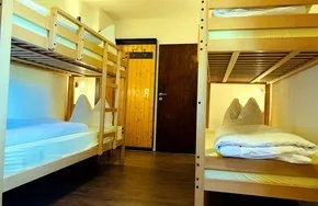 Schlafraum mit Etagenbetten in der Baude Steinheid